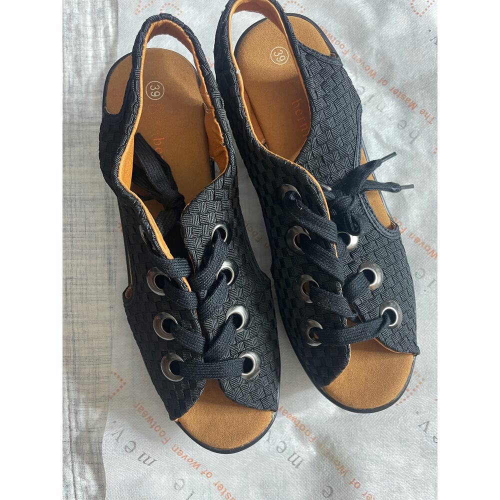 Bernie Mev Marcelo Lace Up Sandal Women 8/39 Black Boho Woven 2.75" Wedge NWOB - Picture 7 of 9